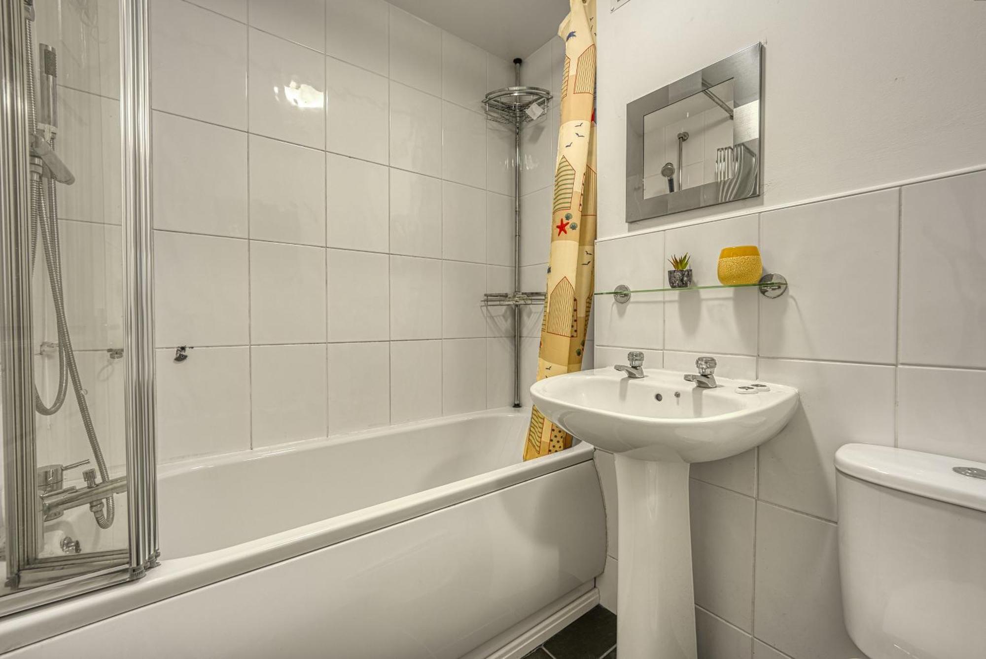 Nec Exhibitor Home, Stay Near Birmingham Airport Экстерьер фото